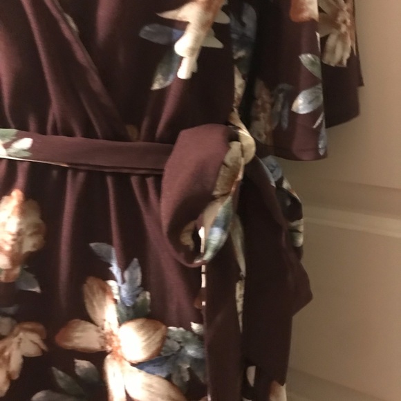 Dress - Picture 3 of 5